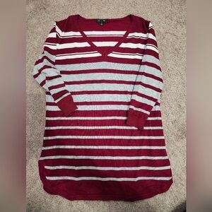 Stylish V-Neck Striped Sweatshirt